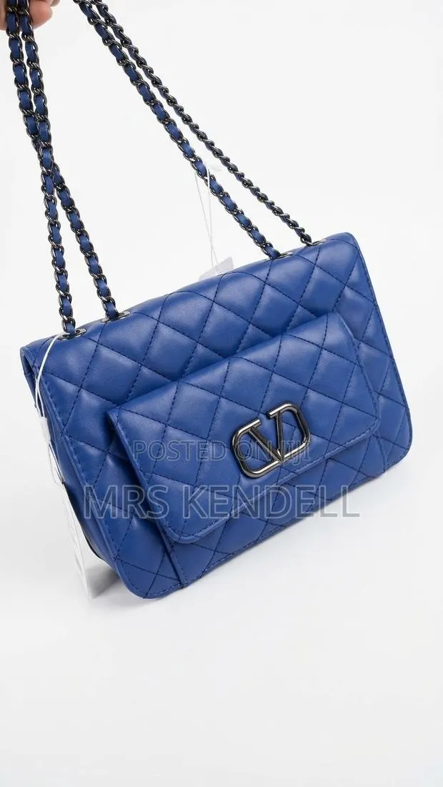 Affordable Handbags · Photo 1