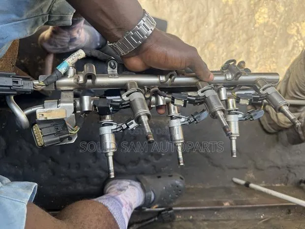 Ford F150/Lincol Navigator Injectors · Photo 1