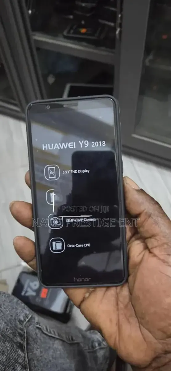 Huawei Y9 2019 128 GB Black · Photo 1