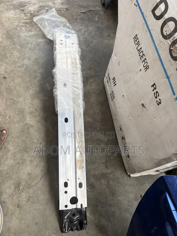 Toyota RAV4 Reinforcement Bar 2018 2019 2020 2021 2022 2023 2024 · Photo 1
