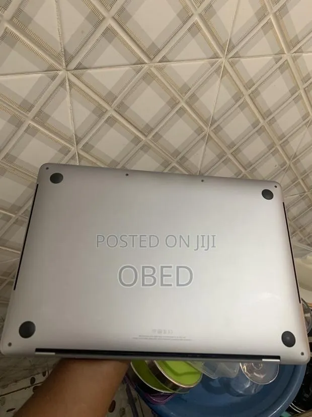 Laptop Apple MacBook Pro 2020 8GB Intel Core i5 HDD 256GB · Photo 1