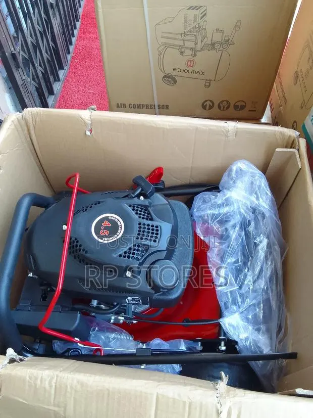 Gasoline Lawn Mower 4.5hp · Photo 1