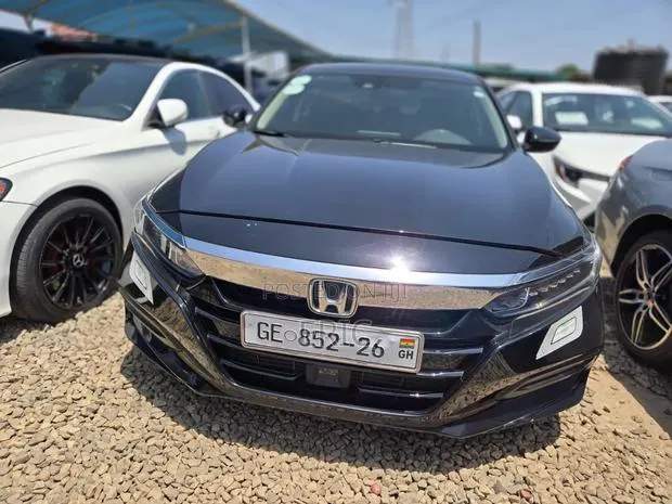 Honda Accord 2018 Black · Photo 1