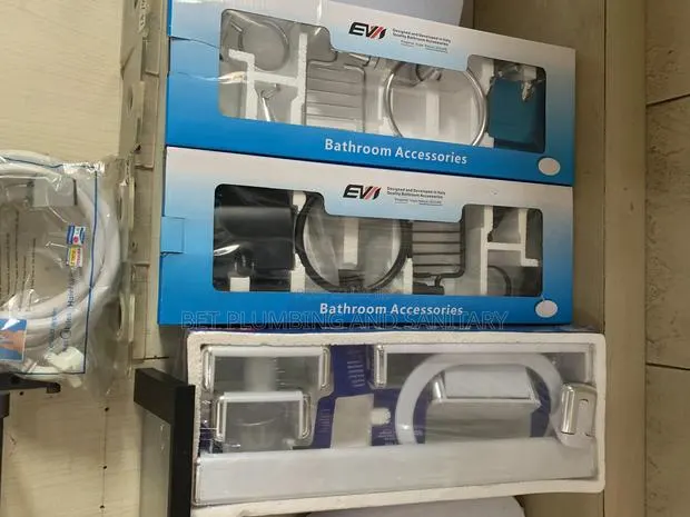 Bathroom Accessories Accessories Complete · Photo 1