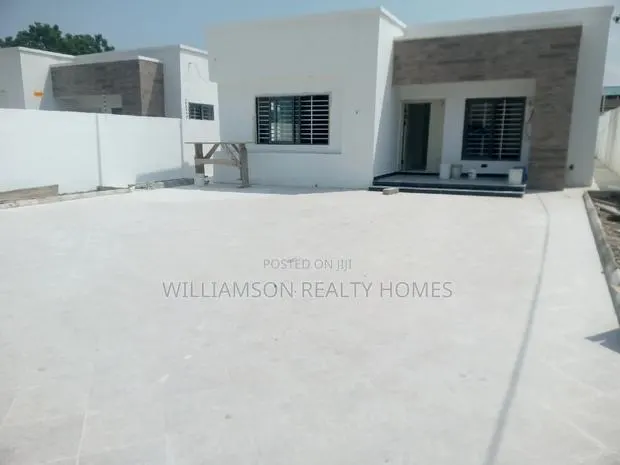 4bdrm House in Tempo Estate, Spintex for sale · Photo 1