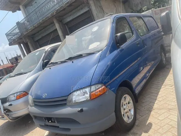 Toyota HiAce 2008 Blue · Photo 1