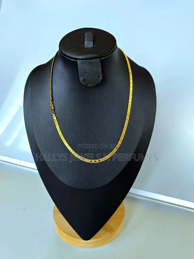 Gold Plated Unisex Necklace · Photo 1