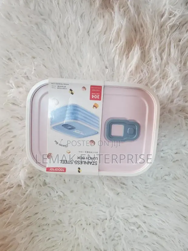 Stainless Steel Lunch Box · Photo 1