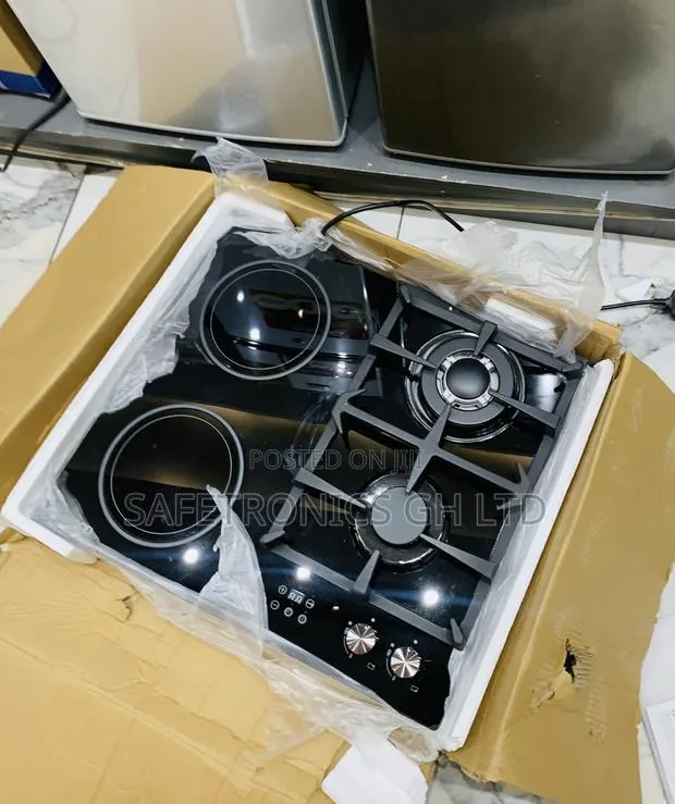Most Exclusive 2-2 Gas Electric Built in Kenwood Cooker · Photo 1
