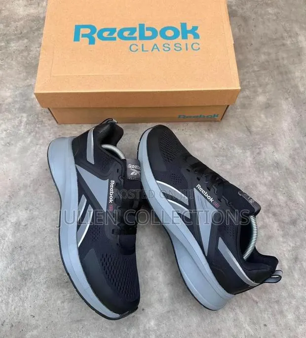 Reebok Ash Black · Photo 1