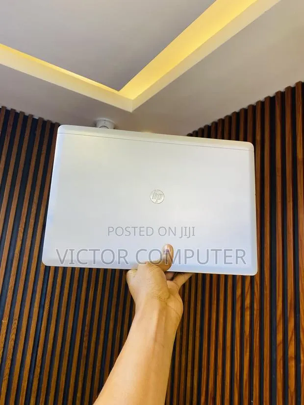 Laptop HP EliteBook Folio 8GB Intel Core i5 HDD 500GB · Photo 1