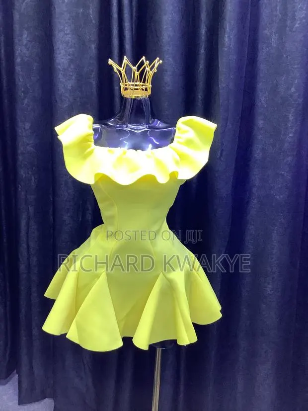 Official Dresses · Photo 1