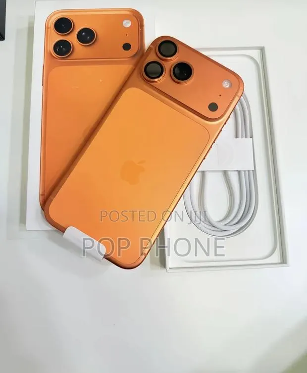 Apple iPhone 17 Pro Max 256 GB Orange · Photo 1