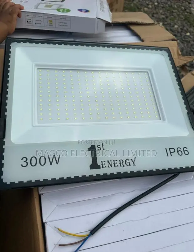 Flood Light 300w · Photo 1