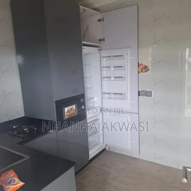 2bdrm Apartment in Lashibi Drc, Sakumono for rent · Photo 1