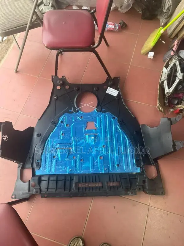 Honda HRV 23 Engine Panel - Splash Guard · Photo 1