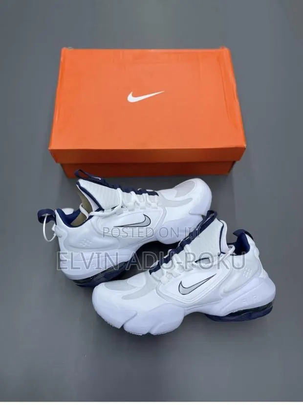 Nike Air Max Alpha Savage | Midnight Navy White · Photo 1
