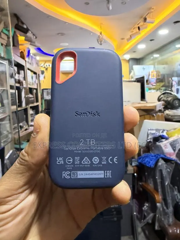 Original Sandisk Extreme Portable 2TB External SSD SPEED 1050 MB/s · Photo 1
