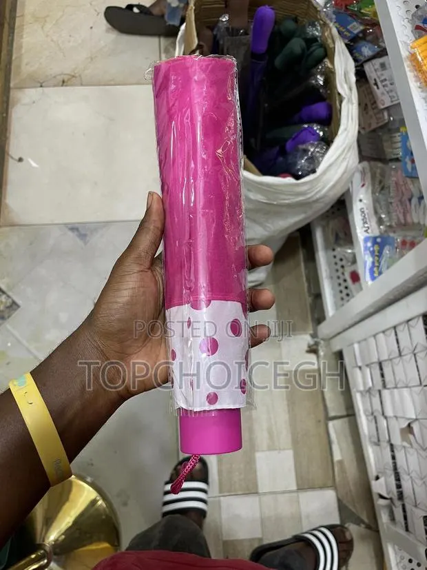 Pink Folding Quality Umbrella · Photo 1
