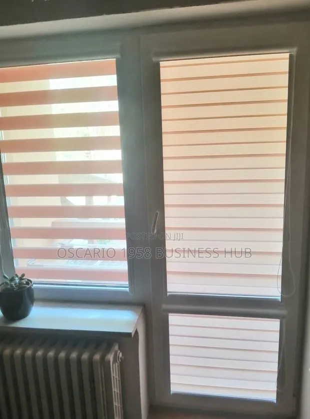Wisdom Window Curtain Blinds · Photo 1