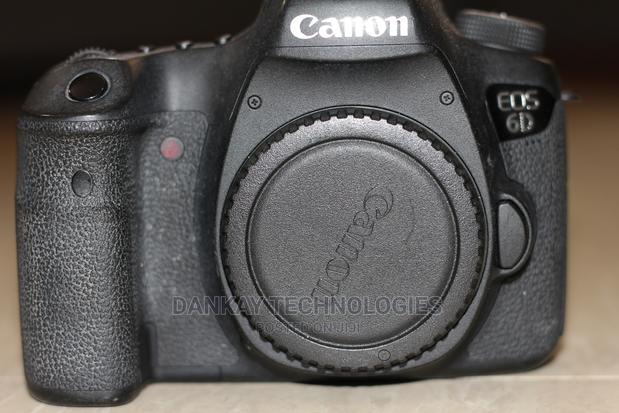 Canon 6d Body With Battery and Charger · Photo 1