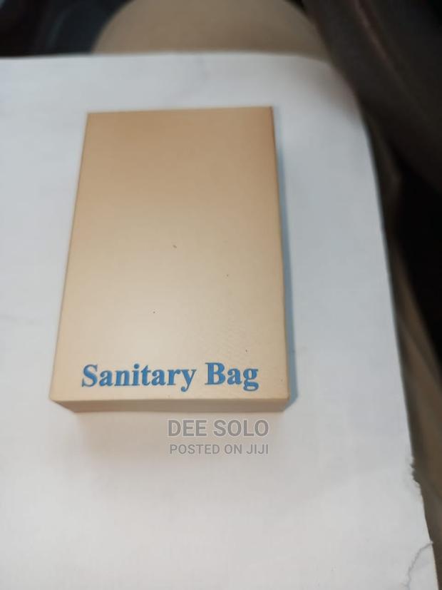 Sanitary Bag · Photo 3