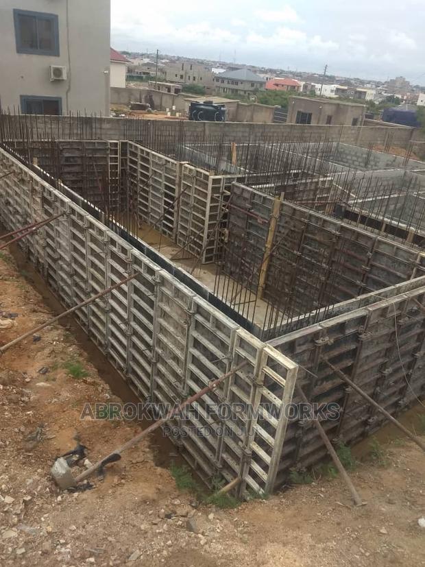 Retaining Wall/Ghana Pillars/Columns · Photo 1