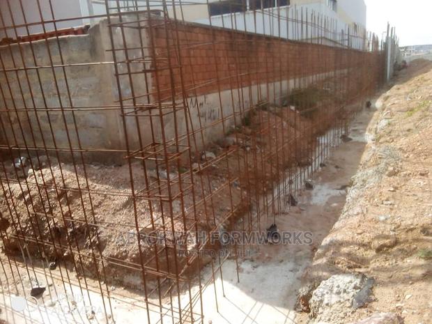 Retaining Wall/Ghana Pillars/Columns · Photo 4