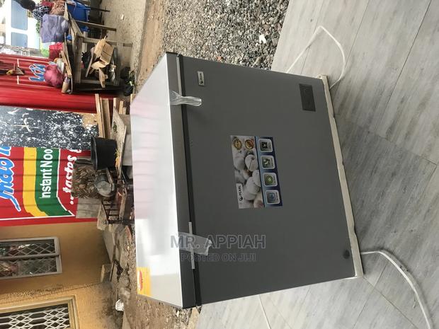Energy Saving Pearl Freezer (PCF-127) · Photo 1
