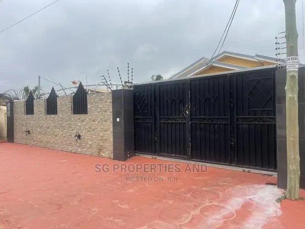 3bdrm House in Kfc, Spintex for rent · Photo 1