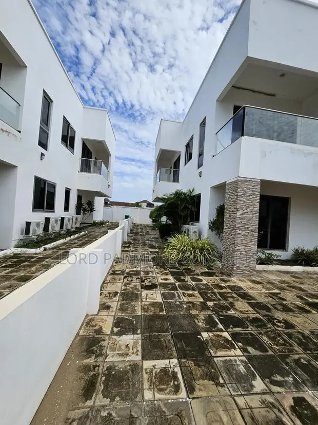 4bdrm House in Eastlegon Hills, Accra Metropolitan for rent · Photo 1