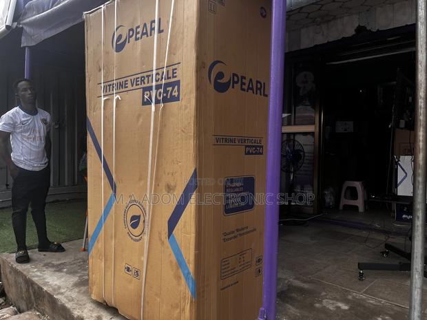 Spacious Pearl PVC-74 Double Door Display Fridge · Photo 1