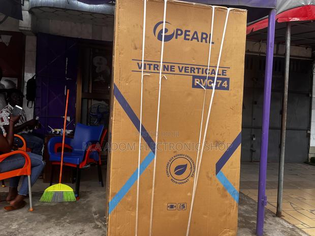 Automatic Defrost Pearl PVC -74 Display Fridge · Photo 1