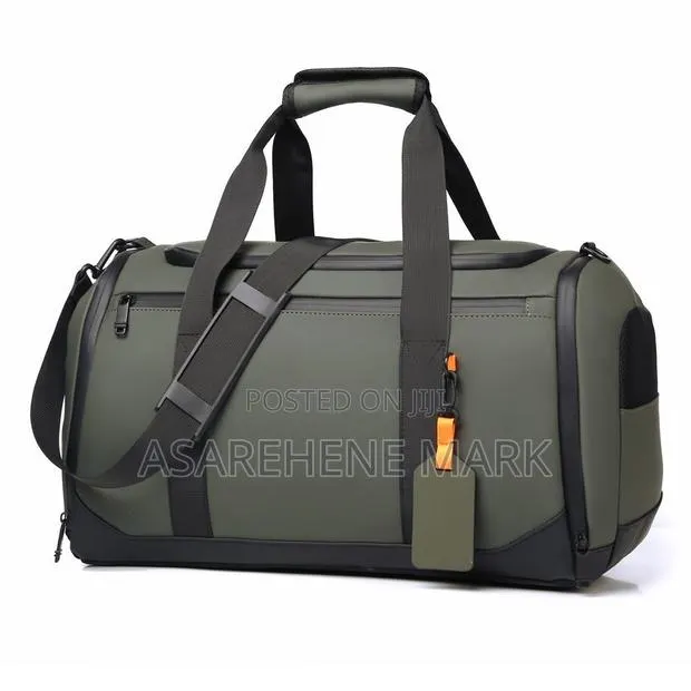 Leather Travel Bag · Photo 1