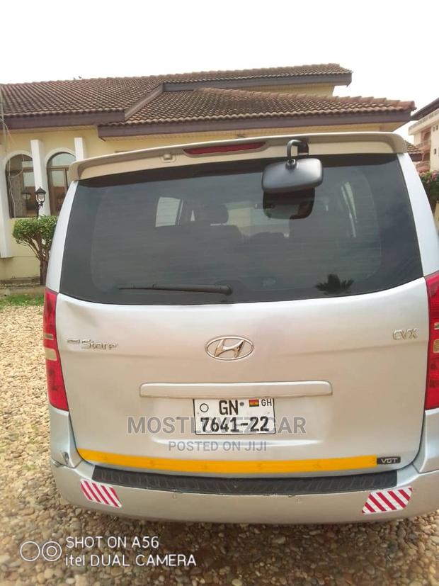 Car Rentals Service in Ghana. Ghana Van Hire Service · Photo 2