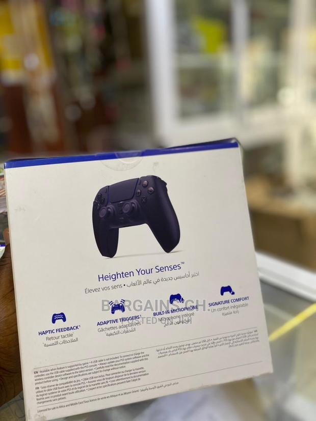 PS5 Dualsense Controller (Black Edition) · Photo 3