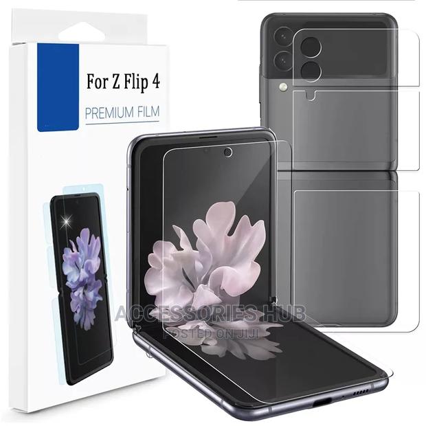 Z Flip 3 and 4 Fiber Screen Protectors · Photo 5