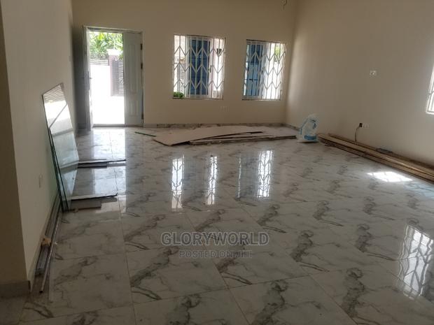 3bdrm House in Spintex for sale · Photo 3