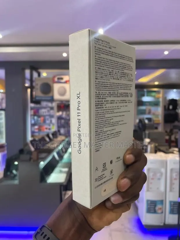 New Google Pixel 11 Pro XL 512 GB White · Photo 1