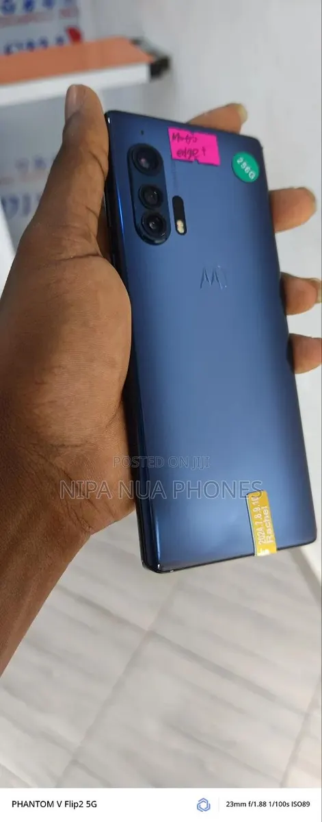 Motorola Edge Plus 256 GB Blue · Photo 1
