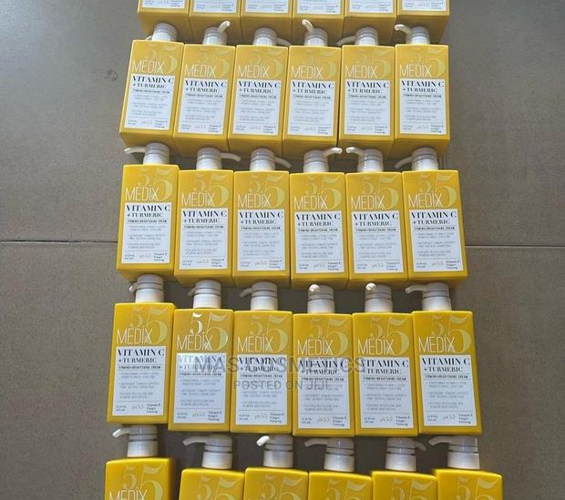 Medix Vitamin C Brightening Cream · Photo 4