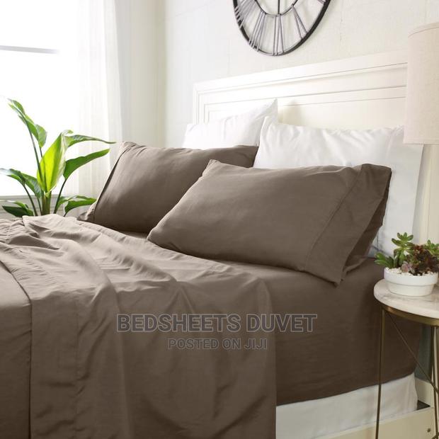 Coffee Brown Bedsheet Set · Photo 1