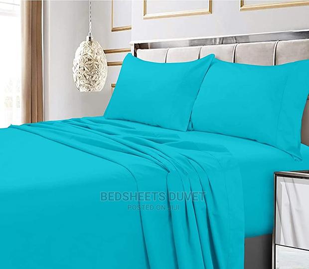 2 Bedsheets and Four Pillow Cases · Photo 1