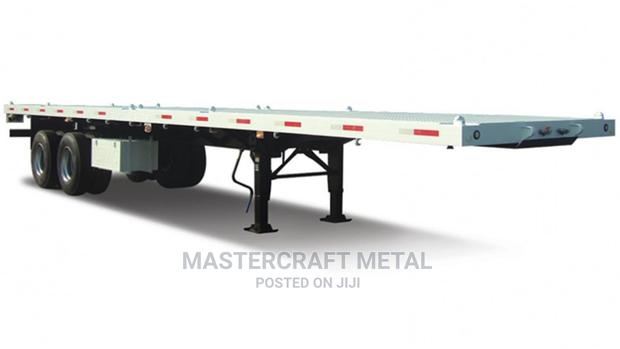White Flatbed Semi Trailer