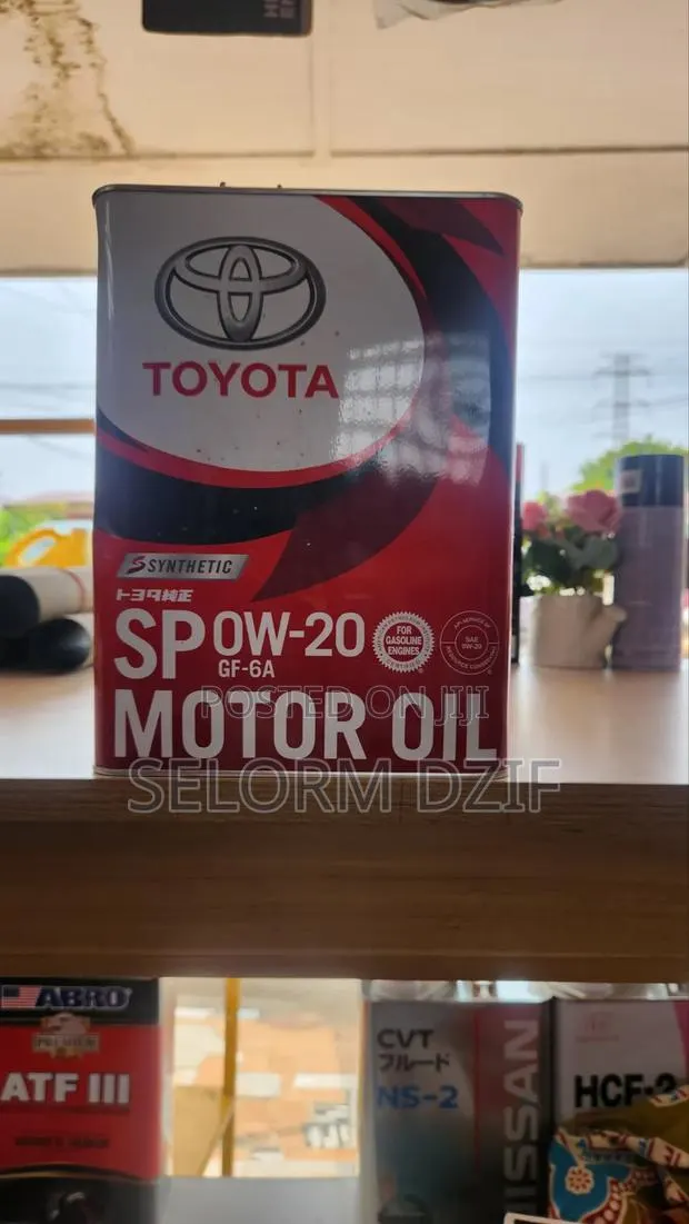 Toyota Sp- 0w-20 Motor Oil · Photo 1