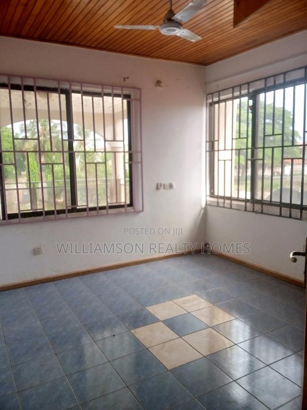 4bdrm Apartment in Hfc Estate, Spintex for rent · Photo 3