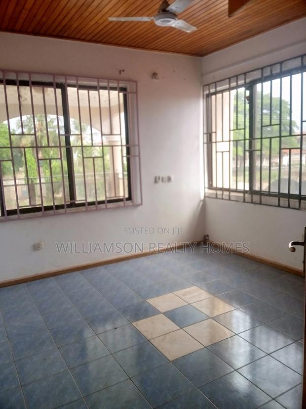 4bdrm Apartment in Hfc Estate, Spintex for rent · Photo 8