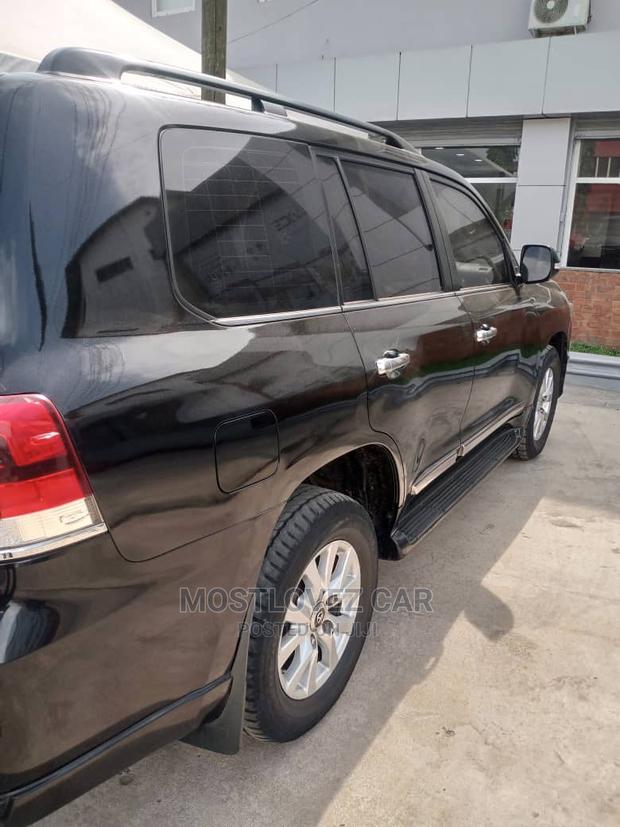 Ghana Car Rentals Service In Accra Landcruiser V8 For Rent · Photo 3