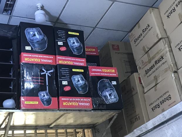 Salon Hair Dryer · Photo 1