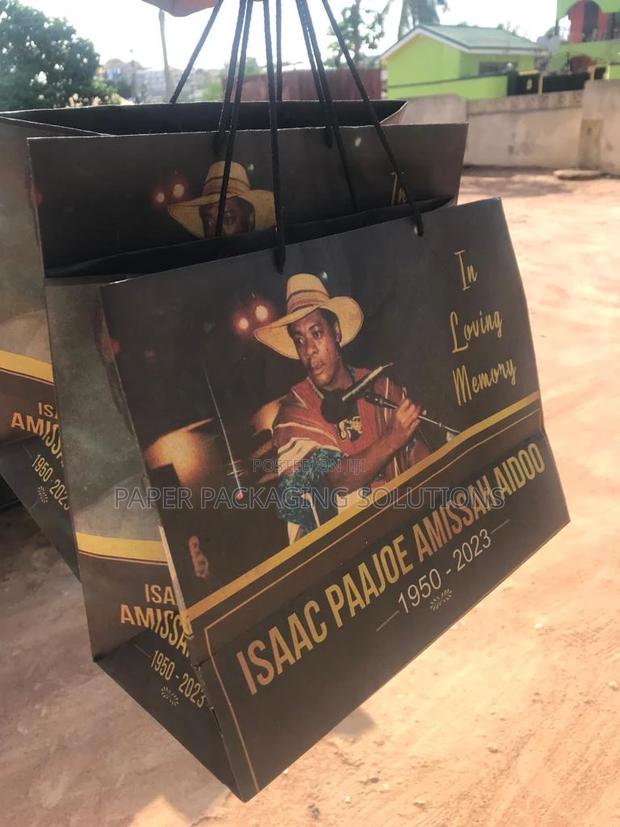 Branded Plain Gift Bags for Events · Photo 1